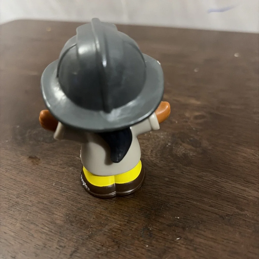 Fisher Price Little People Firefighter woman open arms African American 2016